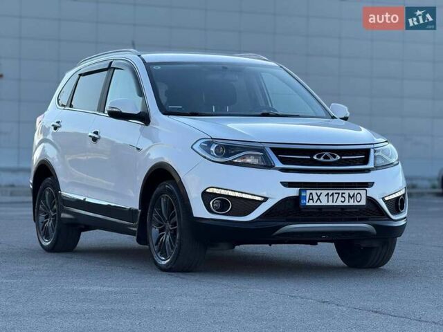 Белый Чери Tiggo 5, объемом двигателя 1.97 л и пробегом 60 тыс. км за 9499 $, фото 3 на Automoto.ua