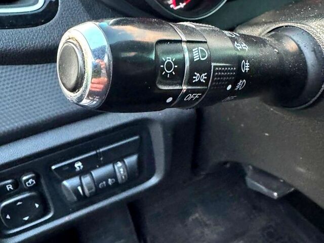 Белый Чери Tiggo 5, объемом двигателя 2 л и пробегом 151 тыс. км за 9750 $, фото 4 на Automoto.ua