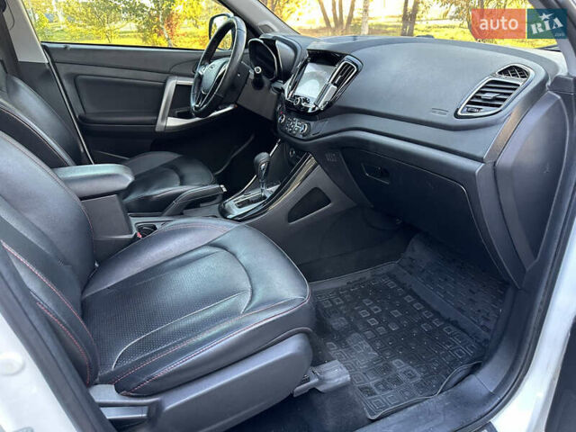 Белый Чери Tiggo 5, объемом двигателя 1.97 л и пробегом 155 тыс. км за 8800 $, фото 10 на Automoto.ua