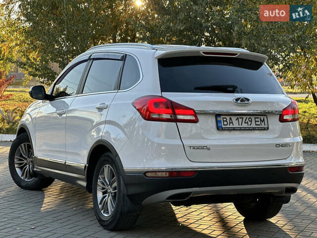 Белый Чери Tiggo 5, объемом двигателя 1.97 л и пробегом 155 тыс. км за 8800 $, фото 6 на Automoto.ua