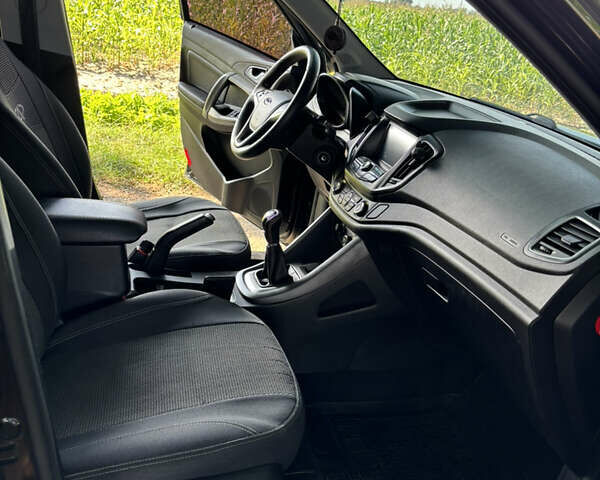 Черный Чери Tiggo 5, объемом двигателя 2 л и пробегом 132 тыс. км за 8900 $, фото 16 на Automoto.ua