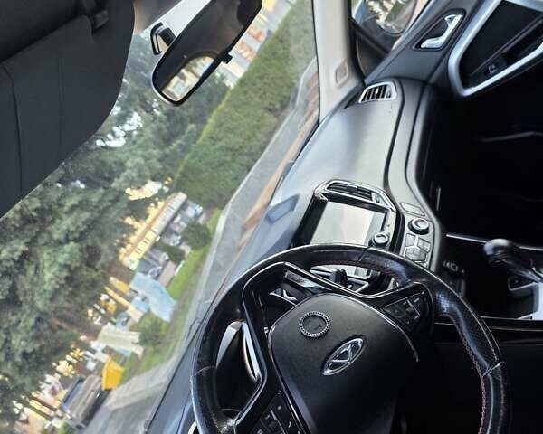 Черный Чери Tiggo 5, объемом двигателя 1.97 л и пробегом 94 тыс. км за 7500 $, фото 6 на Automoto.ua