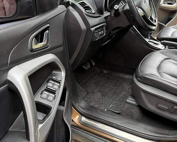 Коричневый Чери Tiggo 5, объемом двигателя 1.97 л и пробегом 134 тыс. км за 9000 $, фото 4 на Automoto.ua