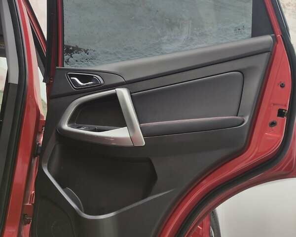 Красный Чери Tiggo 5, объемом двигателя 1.97 л и пробегом 72 тыс. км за 9699 $, фото 21 на Automoto.ua