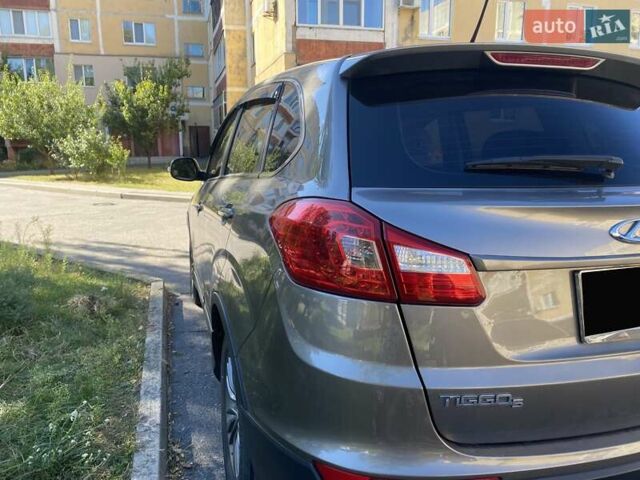 Сірий Чері Tiggo 5, об'ємом двигуна 1.97 л та пробігом 67 тис. км за 10999 $, фото 4 на Automoto.ua