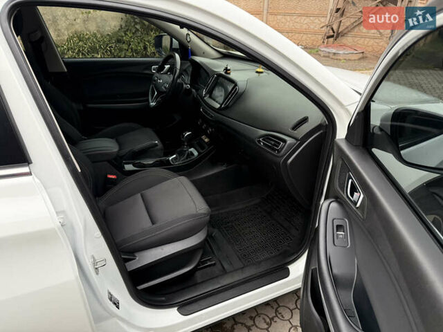 Білий Чері Tiggo 7, об'ємом двигуна 1.5 л та пробігом 80 тис. км за 9900 $, фото 14 на Automoto.ua