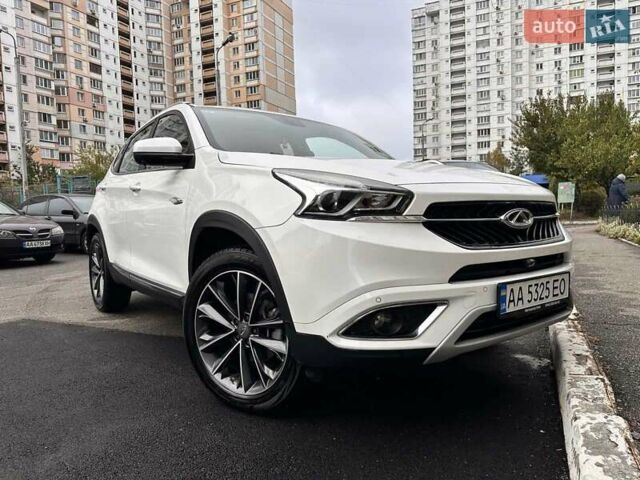 Белый Чери Tiggo 7, объемом двигателя 1.5 л и пробегом 89 тыс. км за 11500 $, фото 2 на Automoto.ua