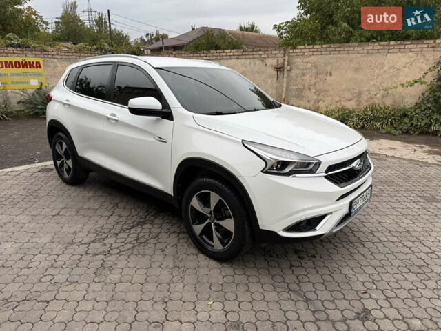 Білий Чері Tiggo 7, об'ємом двигуна 1.5 л та пробігом 80 тис. км за 9900 $, фото 4 на Automoto.ua