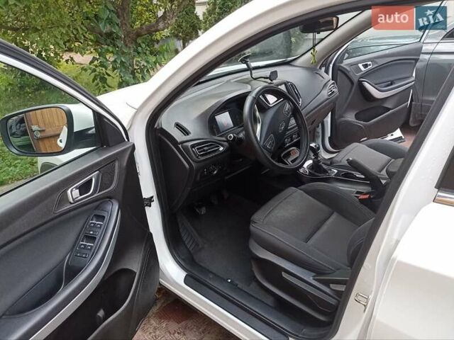 Білий Чері Tiggo 7, об'ємом двигуна 1.5 л та пробігом 142 тис. км за 8500 $, фото 9 на Automoto.ua