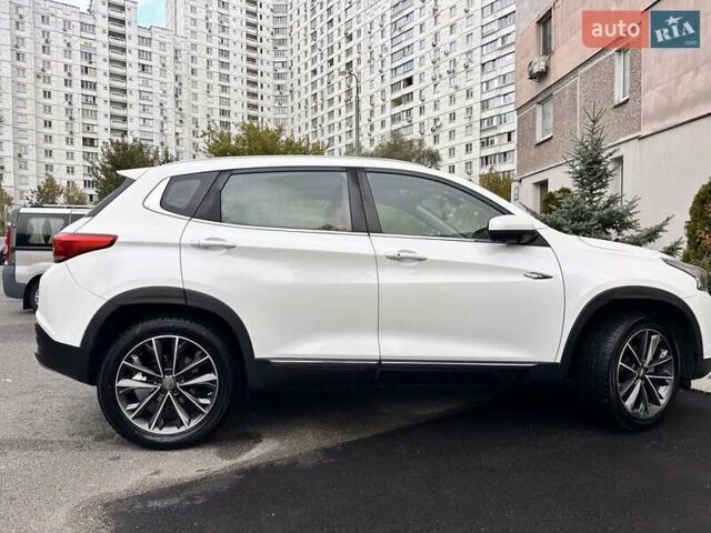 Белый Чери Tiggo 7, объемом двигателя 1.5 л и пробегом 89 тыс. км за 11500 $, фото 4 на Automoto.ua