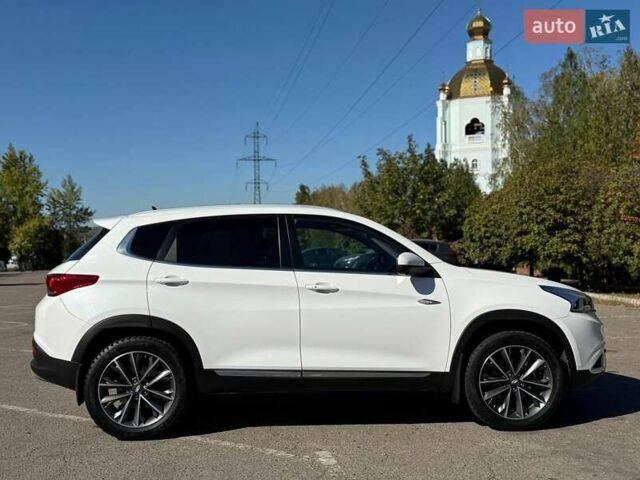 Белый Чери Tiggo 7, объемом двигателя 1.5 л и пробегом 41 тыс. км за 13500 $, фото 16 на Automoto.ua