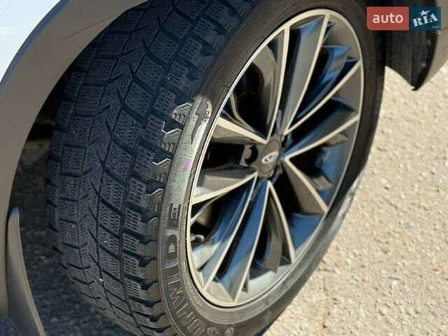 Білий Чері Tiggo 7, об'ємом двигуна 1.5 л та пробігом 41 тис. км за 13500 $, фото 12 на Automoto.ua