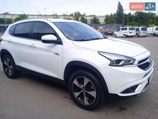 Белый Чери Tiggo 7, объемом двигателя 1.5 л и пробегом 45 тыс. км за 12500 $, фото 6 на Automoto.ua