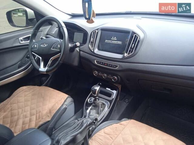 Белый Чери Tiggo 7, объемом двигателя 1.5 л и пробегом 45 тыс. км за 12500 $, фото 2 на Automoto.ua