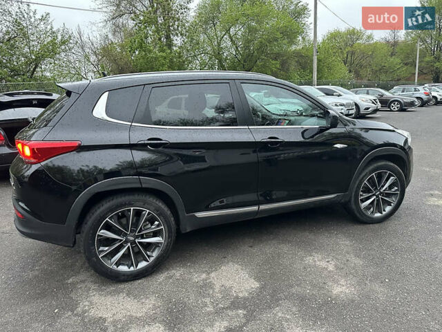 Черный Чери Tiggo 7, объемом двигателя 1.5 л и пробегом 99 тыс. км за 12500 $, фото 3 на Automoto.ua