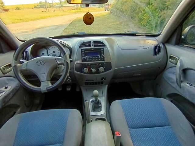 Червоний Чері Tiggo 7, об'ємом двигуна 2 л та пробігом 147 тис. км за 3999 $, фото 7 на Automoto.ua