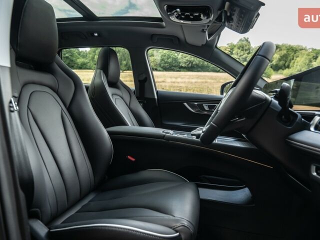 купить новое авто Чери Tiggo 7 2025 года от официального дилера Сфера-Авто Чери фото