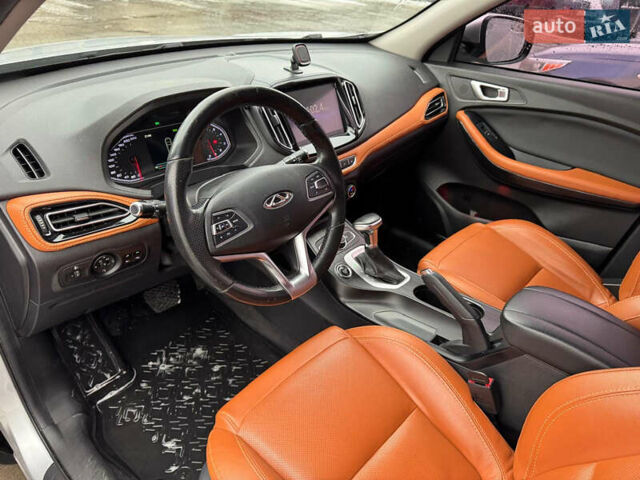 Серый Чери Tiggo 7, объемом двигателя 1.5 л и пробегом 78 тыс. км за 10000 $, фото 3 на Automoto.ua