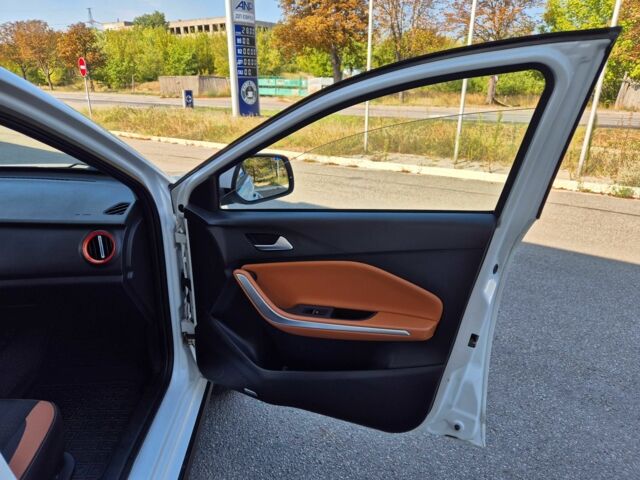 Белый Чери Тигго, объемом двигателя 1.5 л и пробегом 85 тыс. км за 6800 $, фото 21 на Automoto.ua