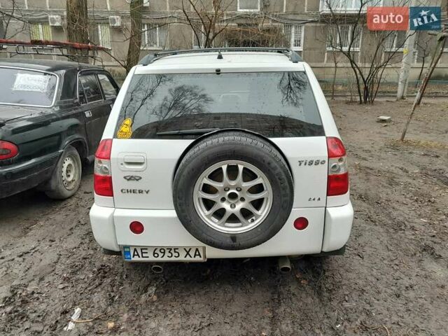Білий Чері Тігго, об'ємом двигуна 2.4 л та пробігом 125 тис. км за 3800 $, фото 1 на Automoto.ua
