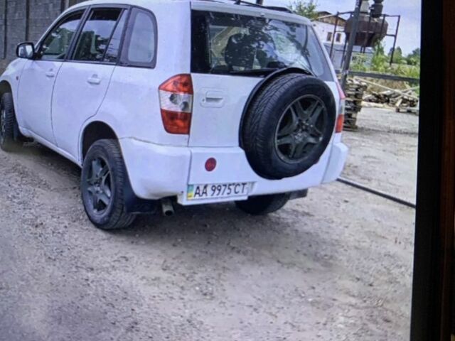 Білий Чері Тігго, об'ємом двигуна 2.4 л та пробігом 300 тис. км за 3300 $, фото 6 на Automoto.ua