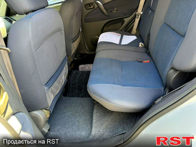 Белый Чери Тигго, объемом двигателя 2 л и пробегом 178 тыс. км за 3499 $, фото 5 на Automoto.ua