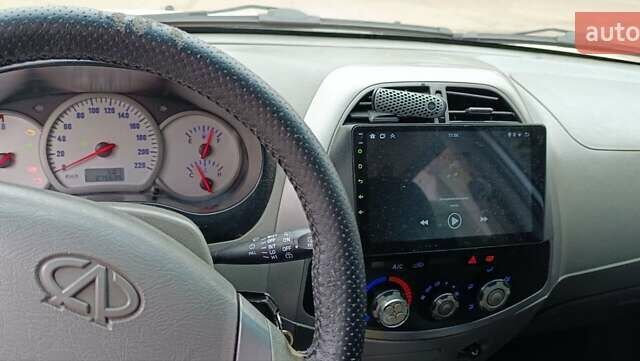 Белый Чери Тигго, объемом двигателя 2 л и пробегом 275 тыс. км за 2700 $, фото 16 на Automoto.ua