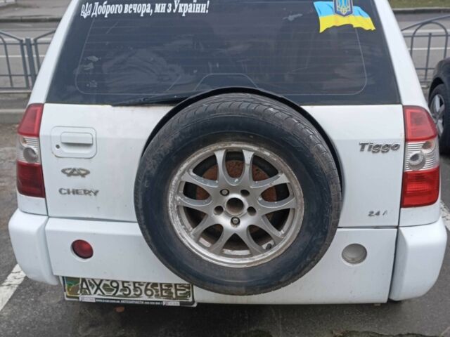 Білий Чері Тігго, об'ємом двигуна 2.4 л та пробігом 170 тис. км за 2000 $, фото 3 на Automoto.ua