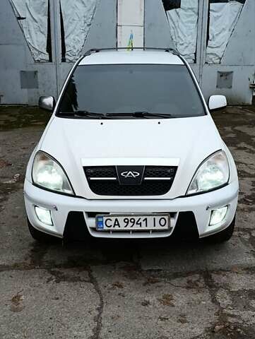 Белый Чери Тигго, объемом двигателя 2 л и пробегом 275 тыс. км за 2700 $, фото 7 на Automoto.ua