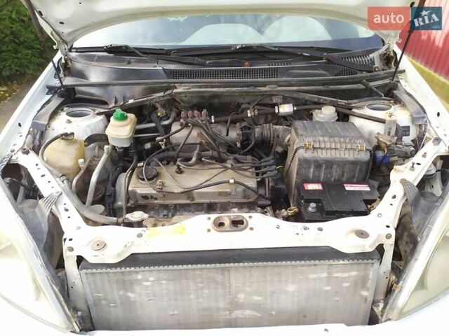 Белый Чери Тигго, объемом двигателя 2.4 л и пробегом 130 тыс. км за 3400 $, фото 12 на Automoto.ua