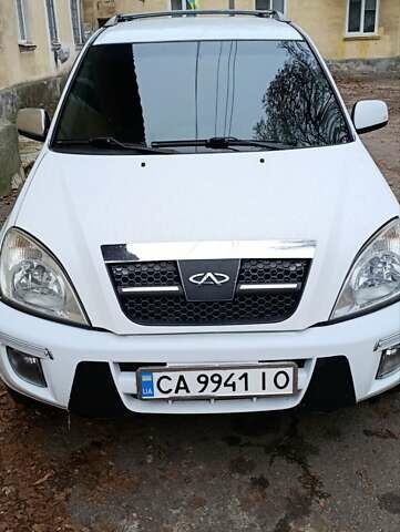 Белый Чери Тигго, объемом двигателя 2 л и пробегом 275 тыс. км за 2700 $, фото 8 на Automoto.ua