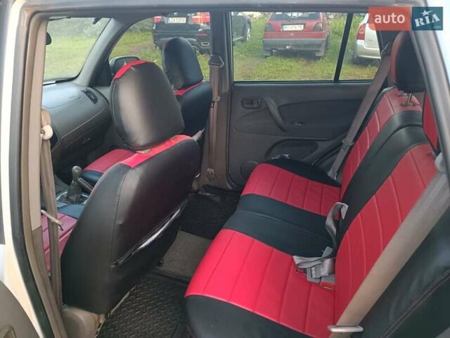 Белый Чери Тигго, объемом двигателя 2.4 л и пробегом 119 тыс. км за 3900 $, фото 10 на Automoto.ua