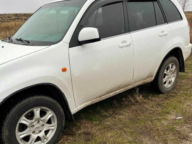 Белый Чери Тигго, объемом двигателя 1.8 л и пробегом 186 тыс. км за 4100 $, фото 3 на Automoto.ua