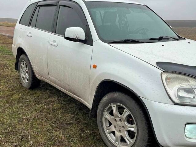 Белый Чери Тигго, объемом двигателя 1.8 л и пробегом 186 тыс. км за 4100 $, фото 1 на Automoto.ua