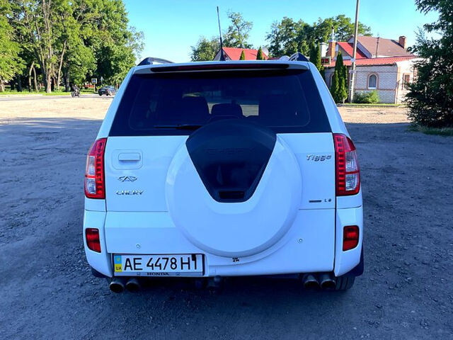 Белый Чери Тигго, объемом двигателя 1.8 л и пробегом 122 тыс. км за 7200 $, фото 5 на Automoto.ua