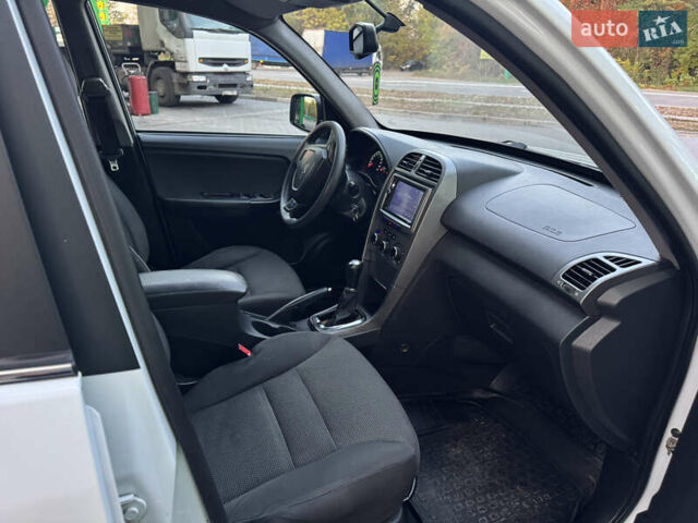 Білий Чері Тігго, об'ємом двигуна 1.85 л та пробігом 120 тис. км за 5750 $, фото 11 на Automoto.ua