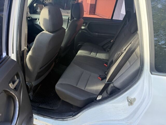 Білий Чері Тігго, об'ємом двигуна 1.8 л та пробігом 333 тис. км за 4350 $, фото 11 на Automoto.ua