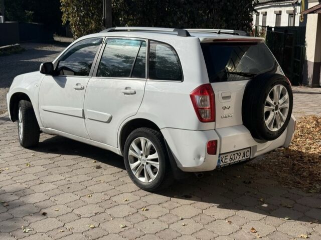 Білий Чері Тігго, об'ємом двигуна 1.8 л та пробігом 333 тис. км за 4350 $, фото 6 на Automoto.ua