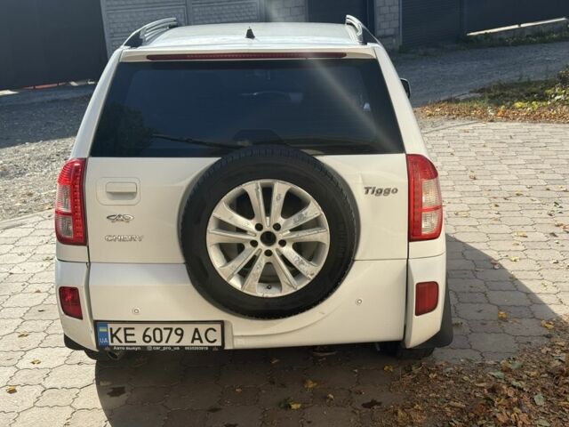 Білий Чері Тігго, об'ємом двигуна 1.8 л та пробігом 333 тис. км за 4350 $, фото 5 на Automoto.ua