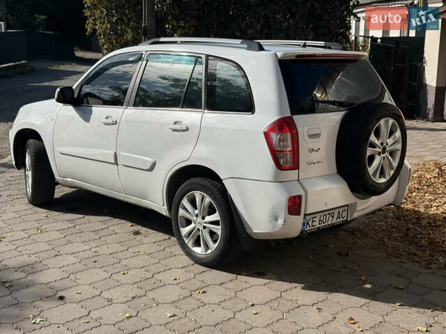 Белый Чери Тигго, объемом двигателя 1.85 л и пробегом 333 тыс. км за 4350 $, фото 6 на Automoto.ua