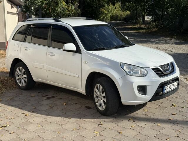 Білий Чері Тігго, об'ємом двигуна 1.8 л та пробігом 333 тис. км за 4350 $, фото 2 на Automoto.ua