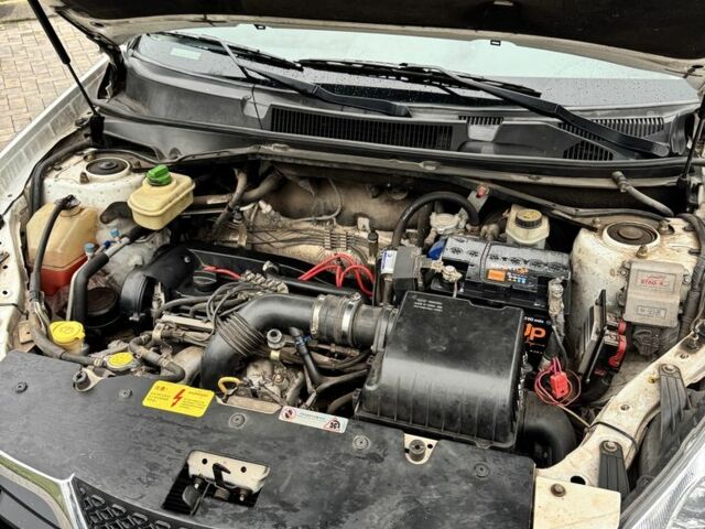 Білий Чері Тігго, об'ємом двигуна 1.8 л та пробігом 91 тис. км за 6500 $, фото 21 на Automoto.ua