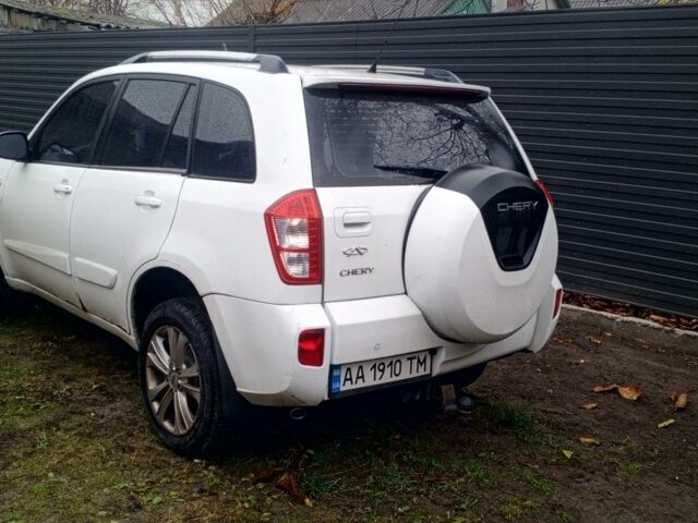 Белый Чери Тигго, объемом двигателя 1.8 л и пробегом 202 тыс. км за 3500 $, фото 3 на Automoto.ua