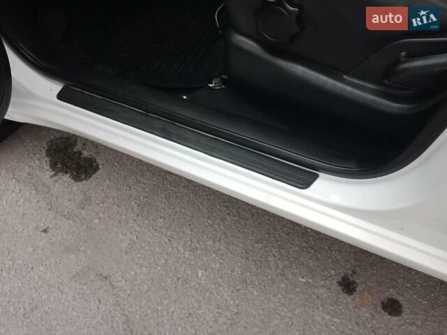 Белый Чери Тигго, объемом двигателя 1.8 л и пробегом 40 тыс. км за 6750 $, фото 35 на Automoto.ua