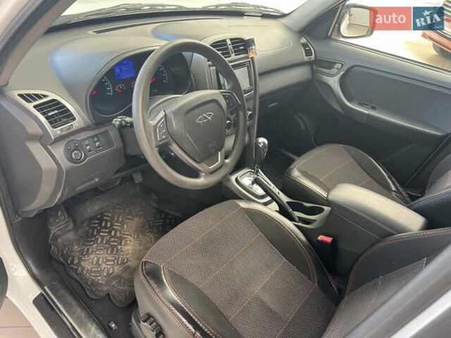 Белый Чери Тигго, объемом двигателя 1.85 л и пробегом 70 тыс. км за 6999 $, фото 8 на Automoto.ua