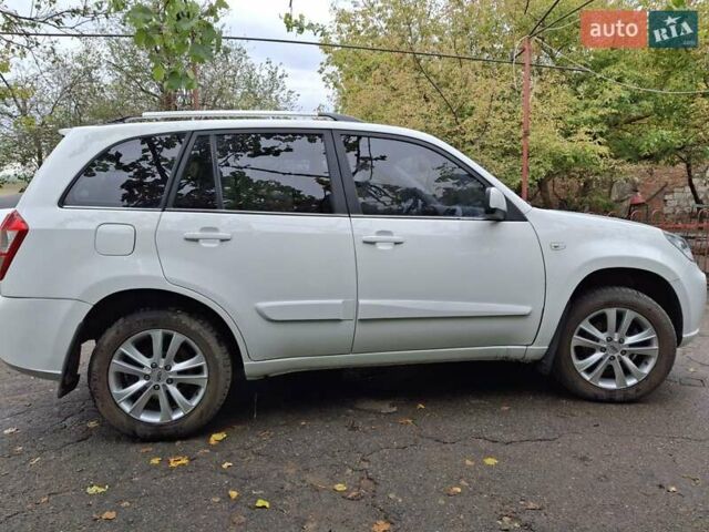 Білий Чері Тігго, об'ємом двигуна 1.85 л та пробігом 17 тис. км за 8700 $, фото 10 на Automoto.ua