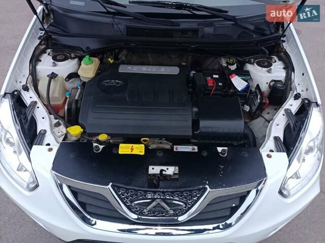 Белый Чери Тигго, объемом двигателя 1.8 л и пробегом 40 тыс. км за 6750 $, фото 63 на Automoto.ua