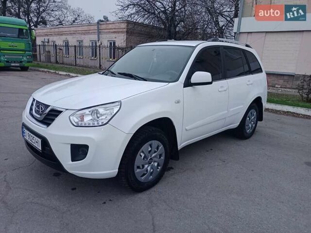 Белый Чери Тигго, объемом двигателя 1.8 л и пробегом 40 тыс. км за 6750 $, фото 19 на Automoto.ua