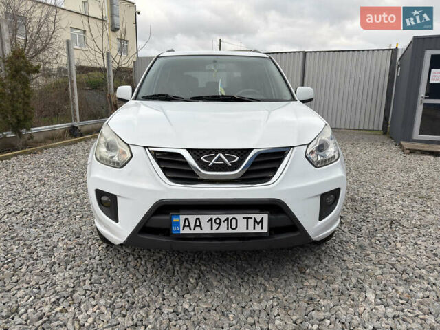 Белый Чери Тигго, объемом двигателя 1.85 л и пробегом 200 тыс. км за 4600 $, фото 1 на Automoto.ua