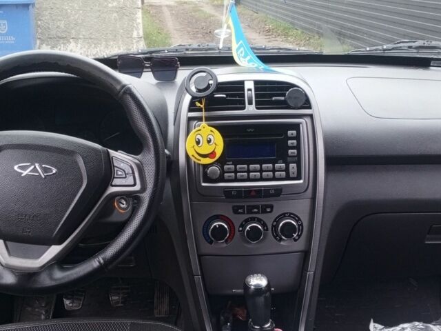 Белый Чери Тигго, объемом двигателя 1.8 л и пробегом 202 тыс. км за 3500 $, фото 11 на Automoto.ua